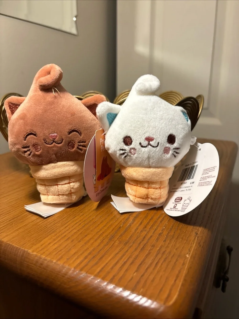 2 Dan Dee scented kitty comes nwt